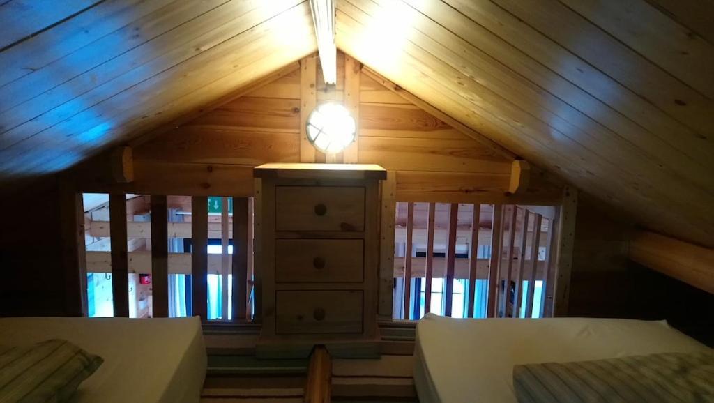 'monktonmead Lodge' In Secluded Setting, With Private Indoor Pool. * Ryde (Isle of Wight)