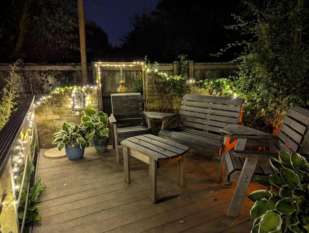 Chalet 'monktonmead Lodge' In Secluded Setting, With Private Indoor Pool.