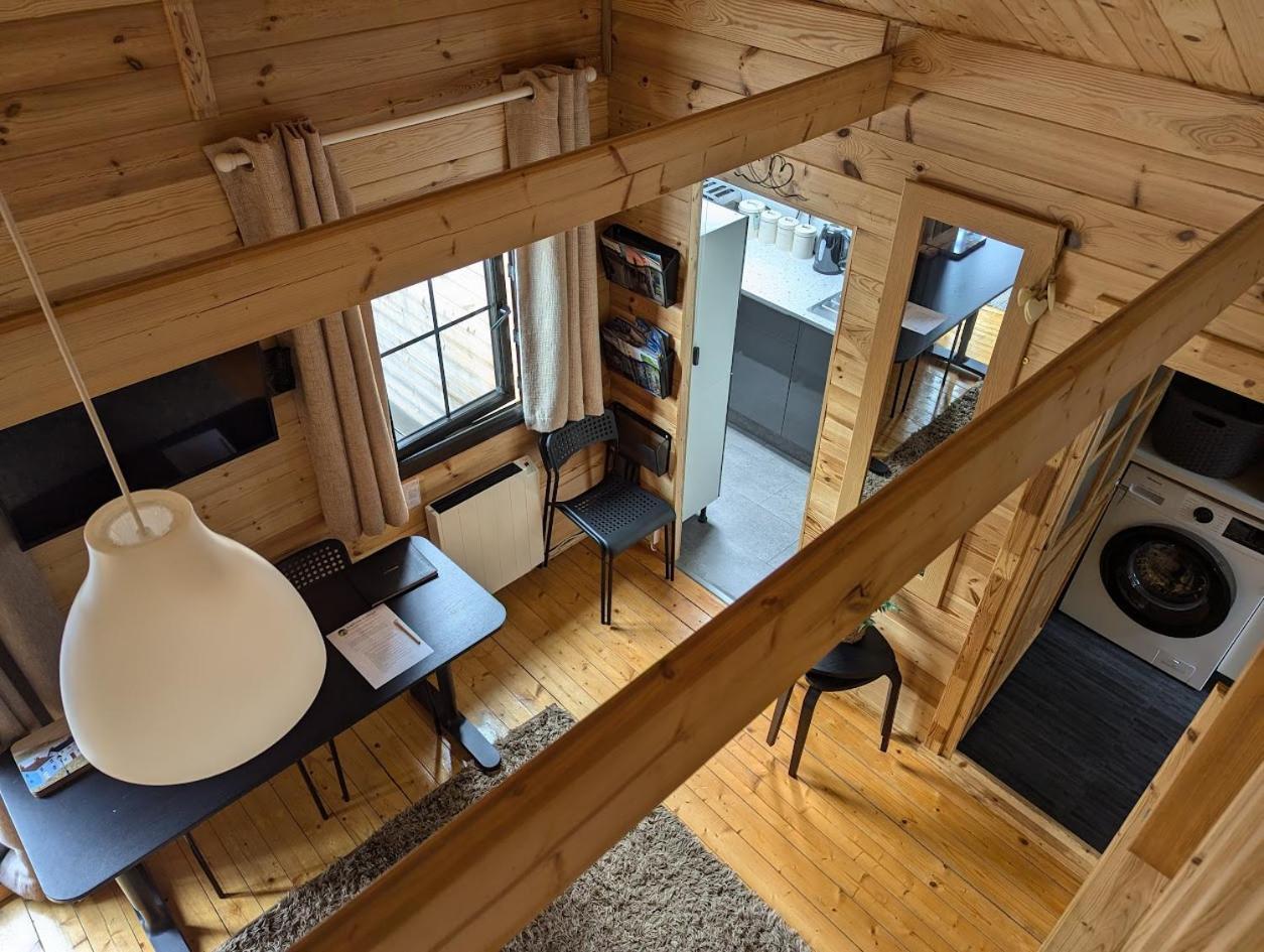 Chalet 'monktonmead Lodge' In Secluded Setting, With Private Indoor Pool. Ryde (Isle of Wight)